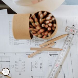 Imagen del curso Dibujo Técnico 0 a 100 de Arq.tec, mostrando láminas técnicas, ejercicios de perspectiva, axonometría y teoría del color aplicados a representación arquitectónica.